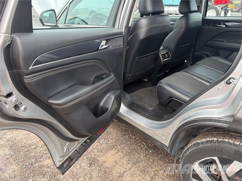 Dodge Journey 2WD Camioneta / SUV Automobili