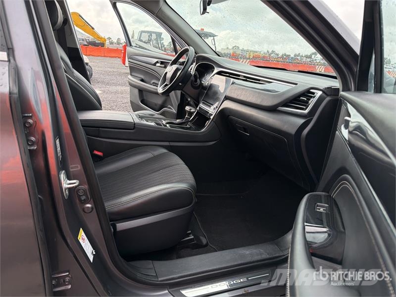 Dodge Journey 2WD Camioneta / SUV Automobili