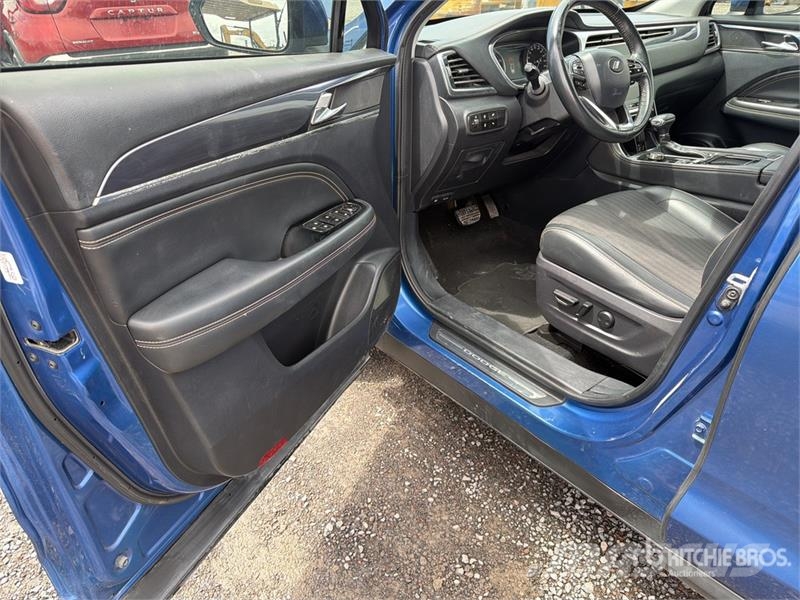 Dodge Journey 2WD Camioneta / SUV Коли