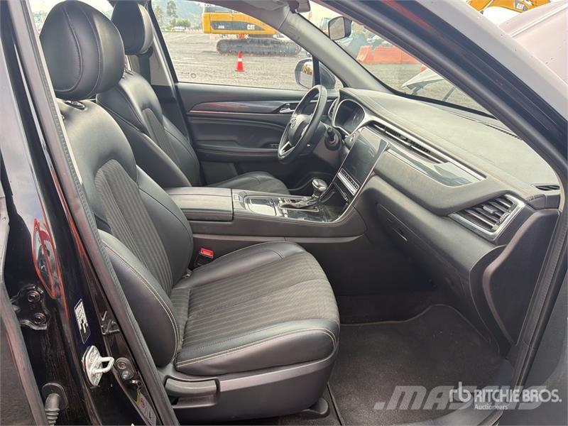 Dodge Journey 2WD Camioneta / SUV Automobili