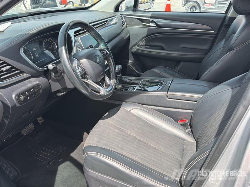 Dodge Journey 2WD Camioneta / SUV Voiture