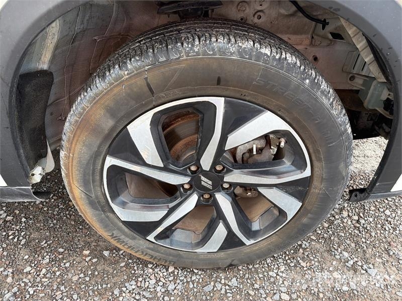 Dodge Journey 2WD Camioneta / SUV Automobili