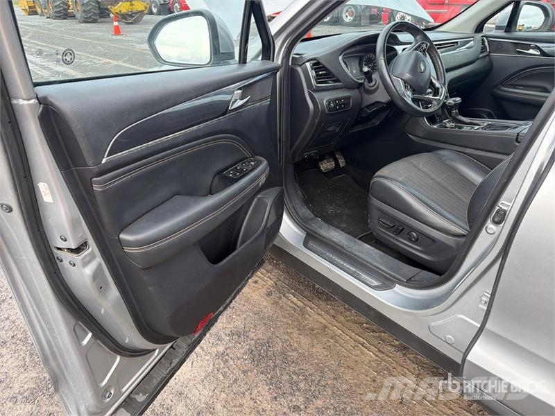 Dodge Journey 2WD Camioneta / SUV Automobili