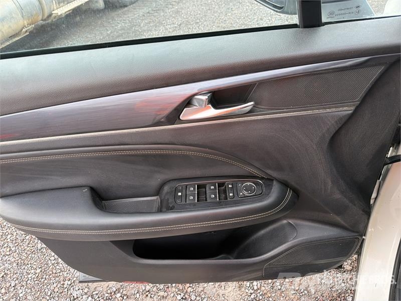 Dodge Journey 2WD Camioneta / SUV Automobili