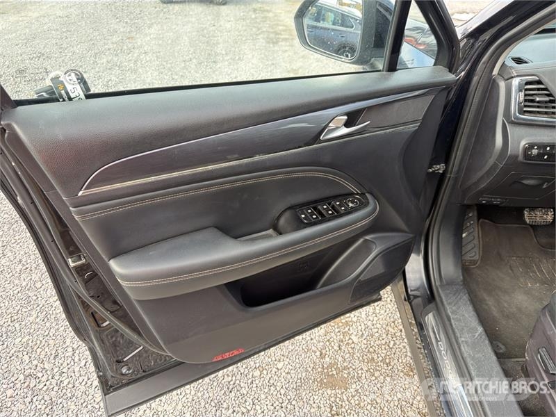 Dodge Journey 2WD Camioneta / SUV Coches
