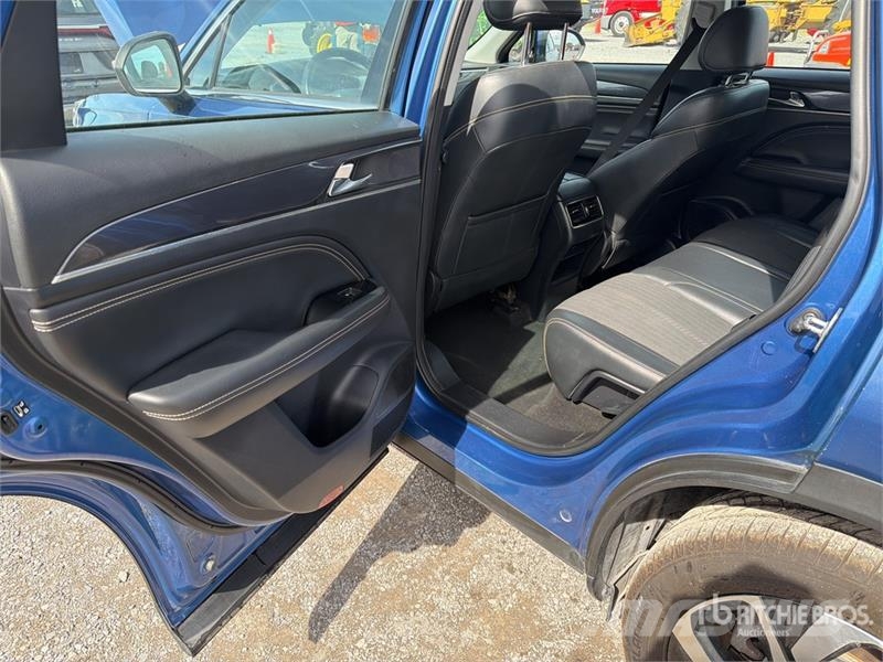 Dodge Journey 2WD Camioneta / SUV Biler