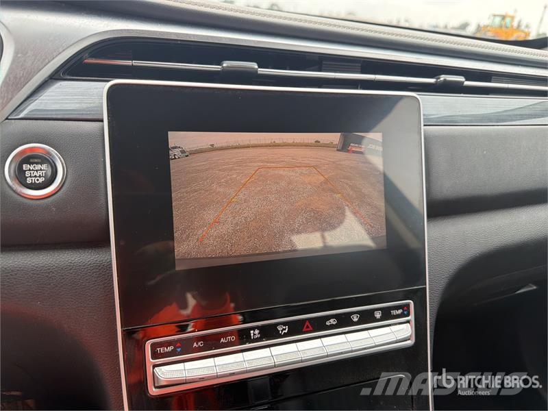Dodge Journey 2WD Camioneta / SUV Коли