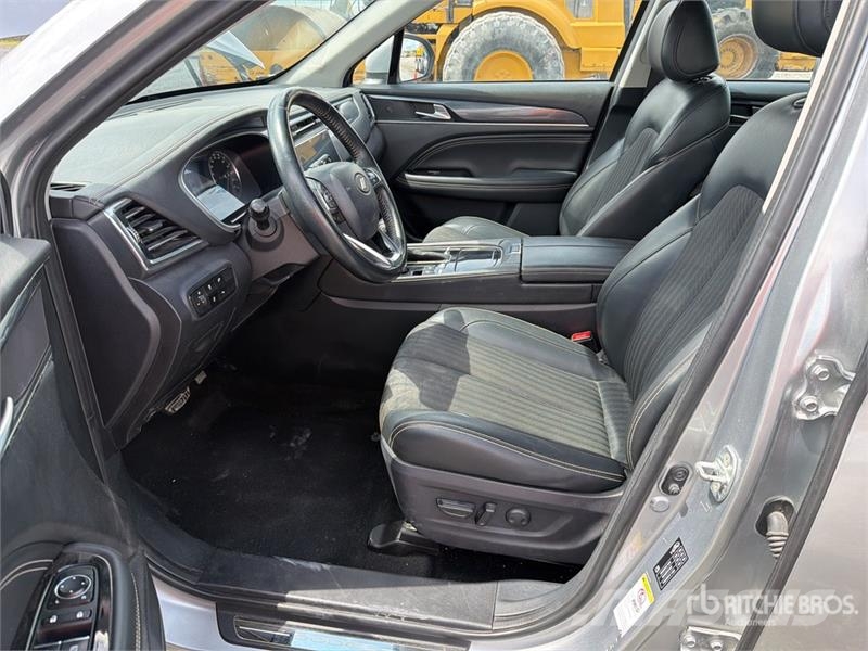 Dodge Journey 2WD Camioneta / SUV Voiture