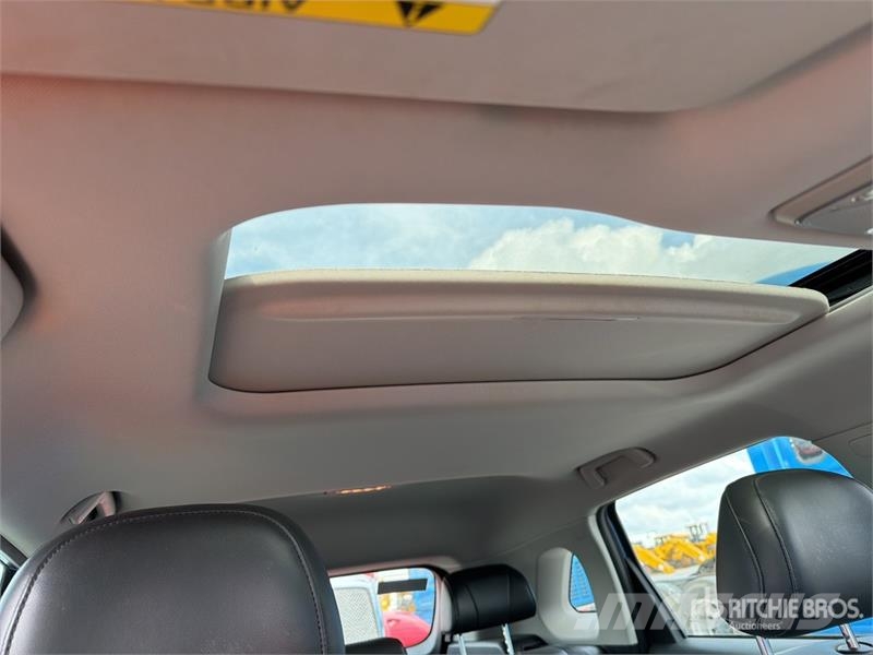 Dodge Journey 2WD Camioneta / SUV Automašīnas
