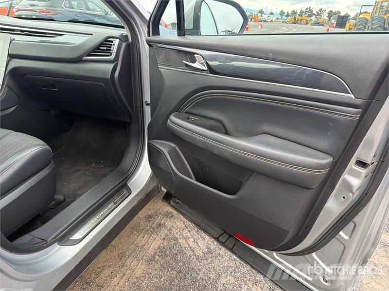 Dodge Journey Camioneta / SUV 자동차