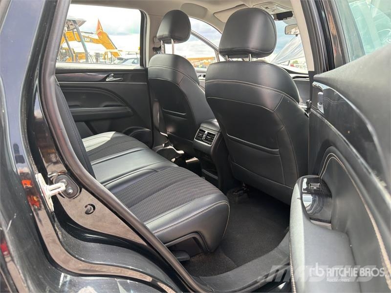 Dodge Journey Camioneta / SUV Cars