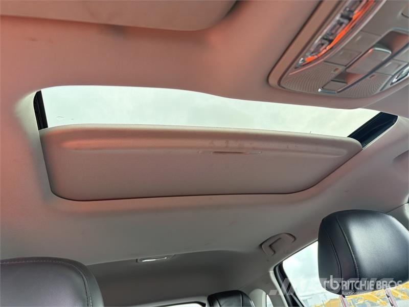 Dodge Journey Camioneta / SUV Cars