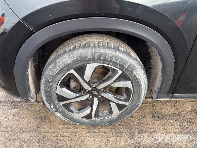 Dodge Journey Camioneta / SUV Kistehergépjárművek