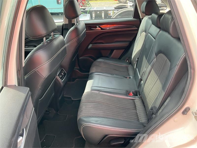 Dodge Journey Camioneta / SUV Voiture