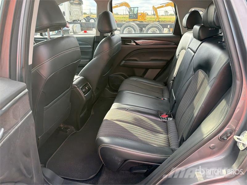 Dodge Journey Camioneta / SUV Automobili