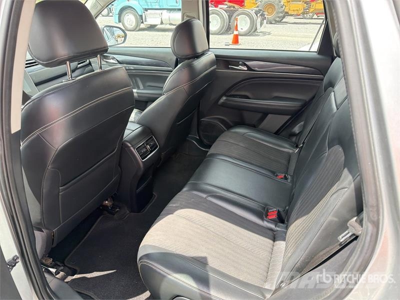 Dodge Journey Camioneta / SUV سيارات
