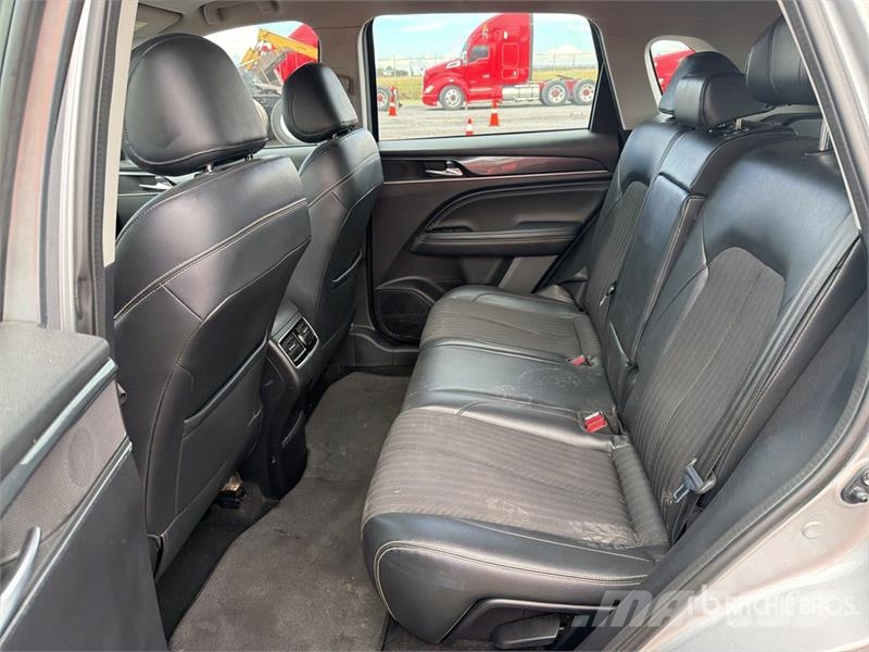 Dodge Journey Camioneta / SUV Автомобілі