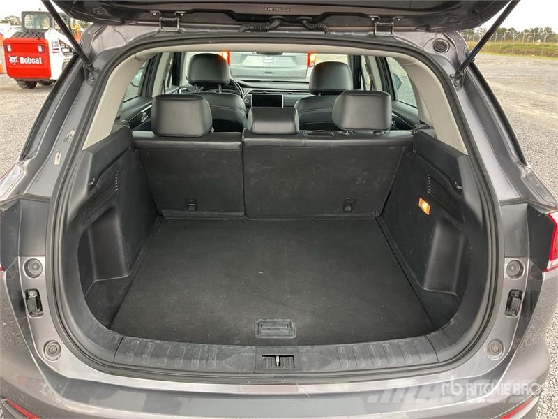 Dodge Journey Camioneta / SUV Cars