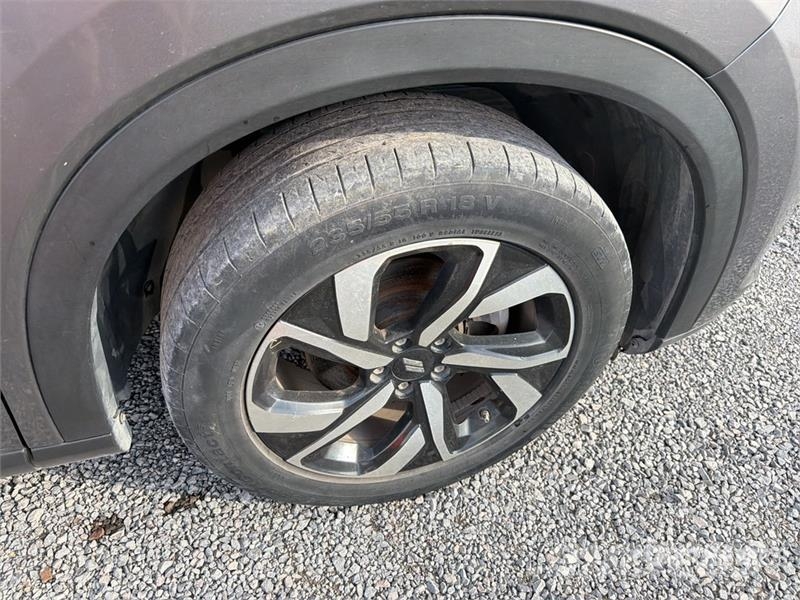 Dodge Journey Camioneta / SUV Automašīnas