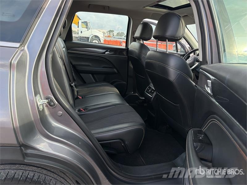 Dodge Journey Camioneta / SUV Automobili