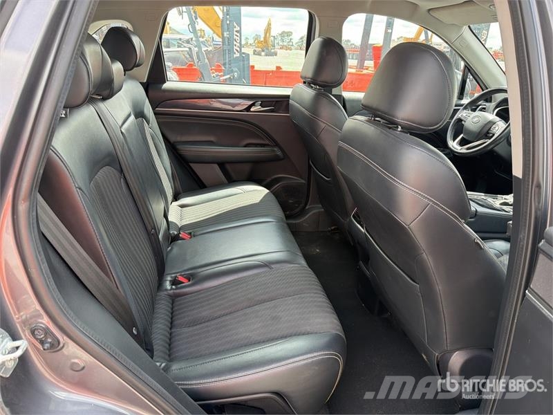 Dodge Journey Camioneta / SUV Kistehergépjárművek