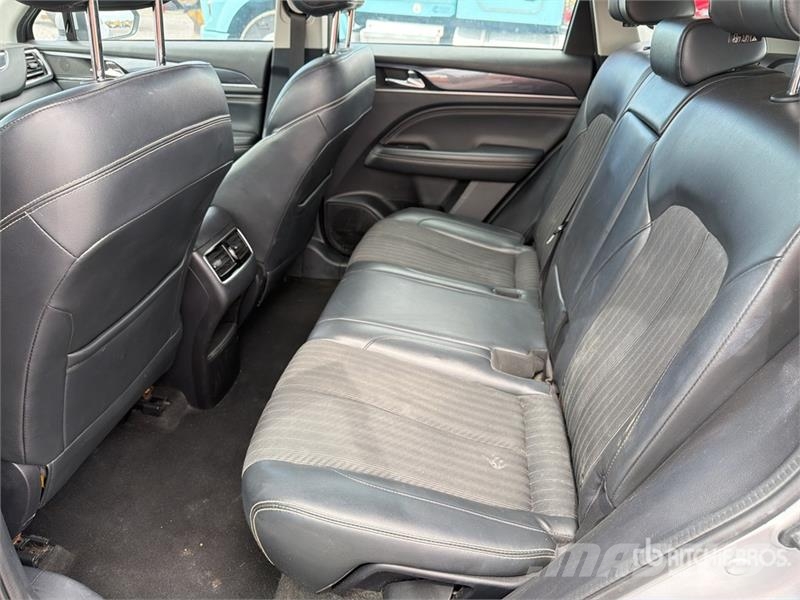 Dodge Journey Camioneta / SUV 자동차