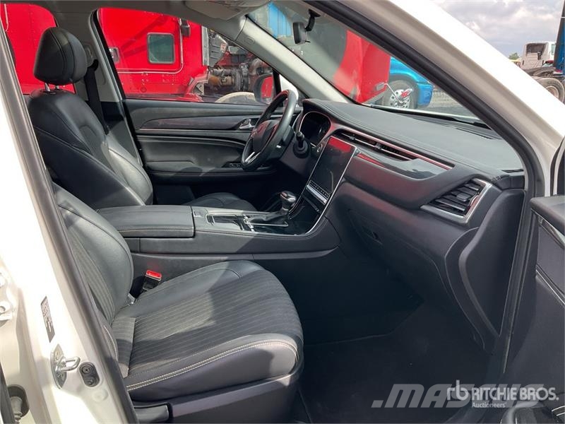 Dodge Journey Camioneta / SUV Voiture