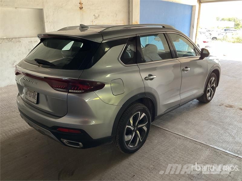 Dodge Journey Camioneta / SUV Automobili