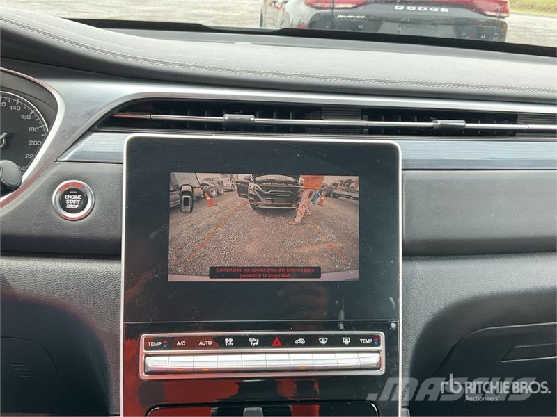 Dodge Journey Camioneta / SUV Коли