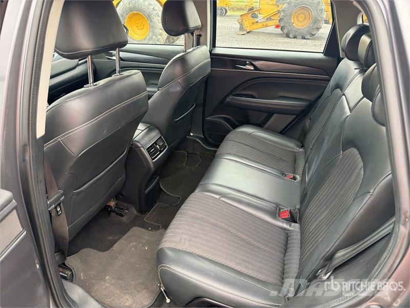 Dodge Journey Camioneta / SUV Коли