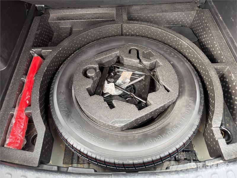 Dodge Journey Camioneta / SUV Kistehergépjárművek