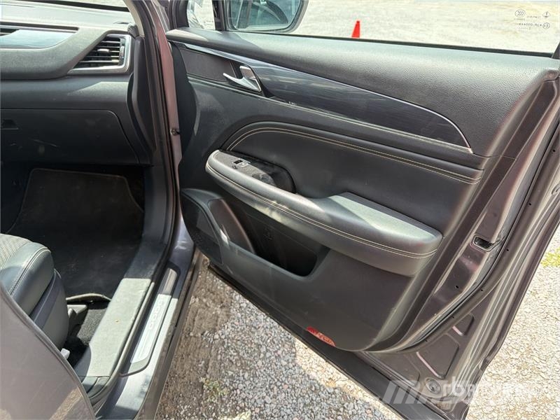 Dodge Journey Camioneta / SUV Kistehergépjárművek