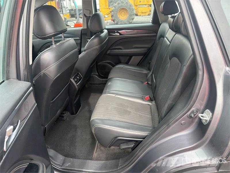 Dodge Journey Camioneta / SUV Automobili