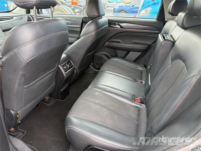 Dodge Journey Camioneta / SUV Легковые автомобили