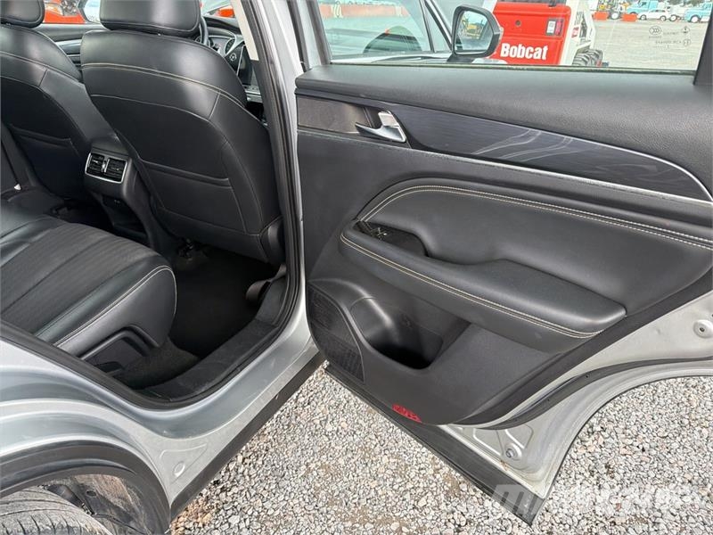 Dodge Journey Camioneta / SUV سيارات
