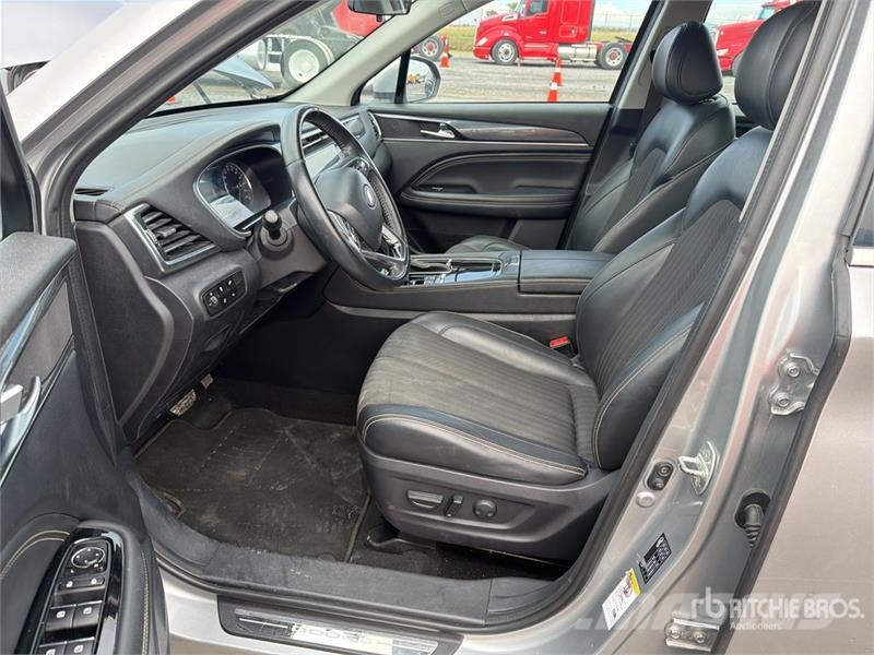 Dodge Journey Camioneta / SUV Автомобілі