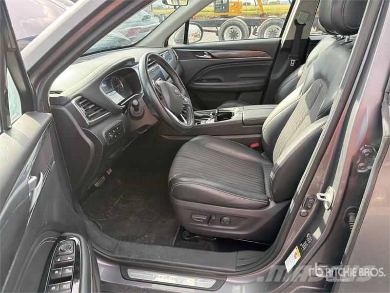 Dodge Journey Camioneta / SUV Automobili