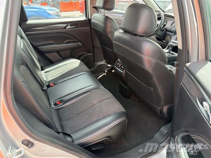 Dodge Journey Camioneta / SUV سيارات