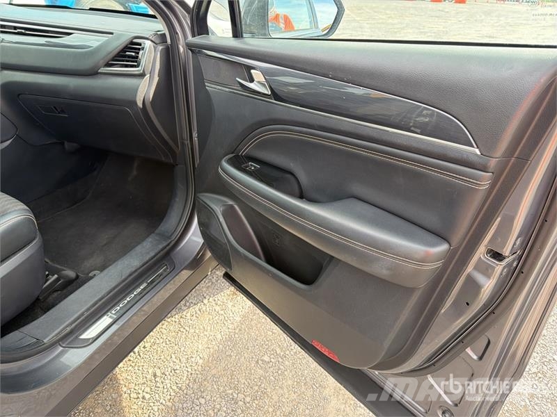 Dodge Journey Camioneta / SUV Automobili