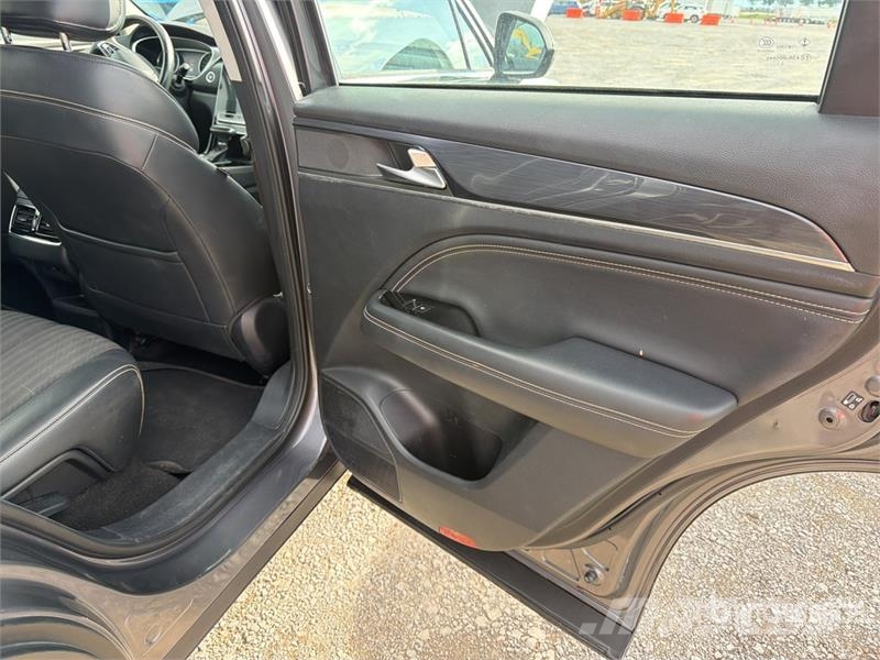 Dodge Journey Camioneta / SUV Automobili