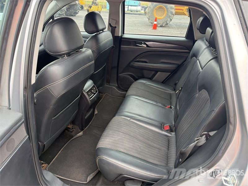 Dodge Journey Camioneta / SUV Коли