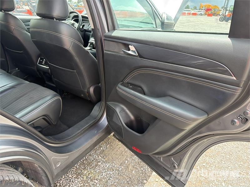 Dodge Journey Camioneta / SUV Kistehergépjárművek