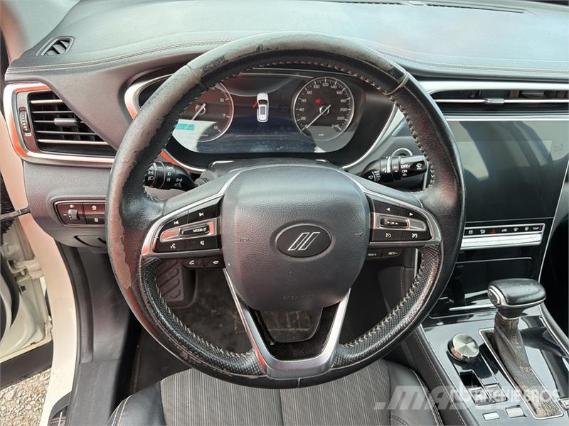 Dodge Journey Camioneta / SUV Kistehergépjárművek