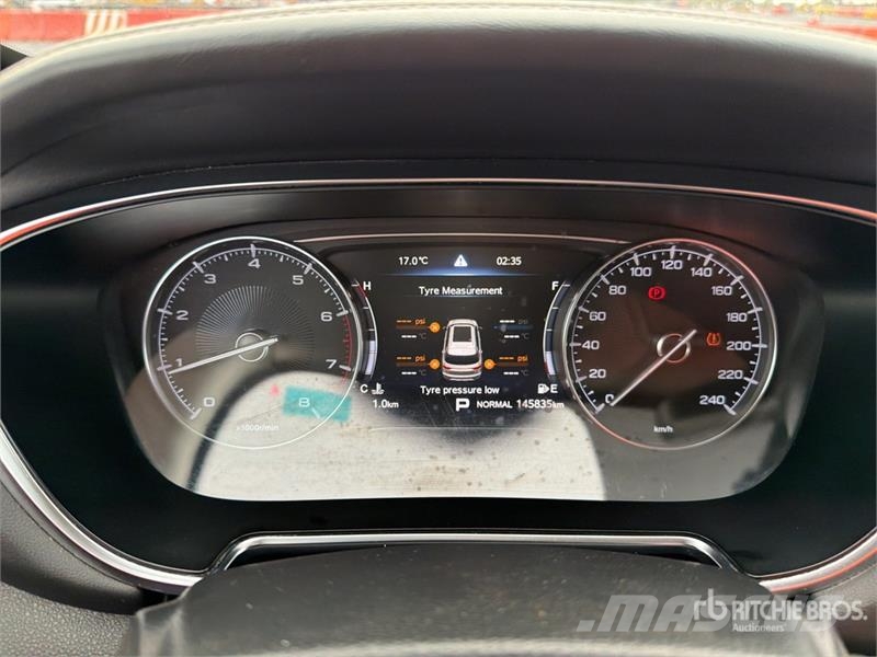 Dodge Journey Camioneta / SUV Kistehergépjárművek