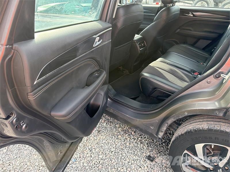 Dodge Journey Camioneta / SUV Automobili