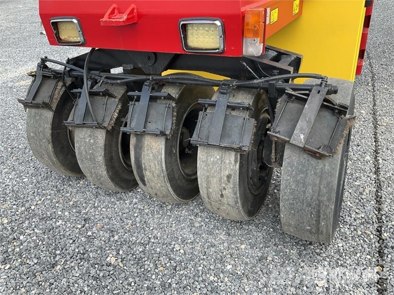 Dynapac CP142 9 Wheel Rodillo Neumatico / Pneumatic Roller مداحل ذات إطارات هوائية