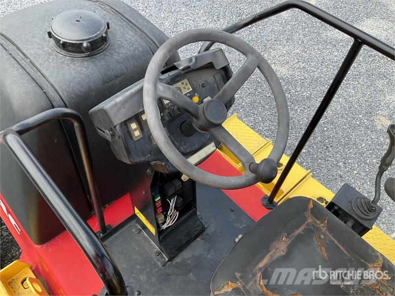 Dynapac CP142 9 Wheel Rodillo Neumatico / Pneumatic Roller مداحل ذات إطارات هوائية