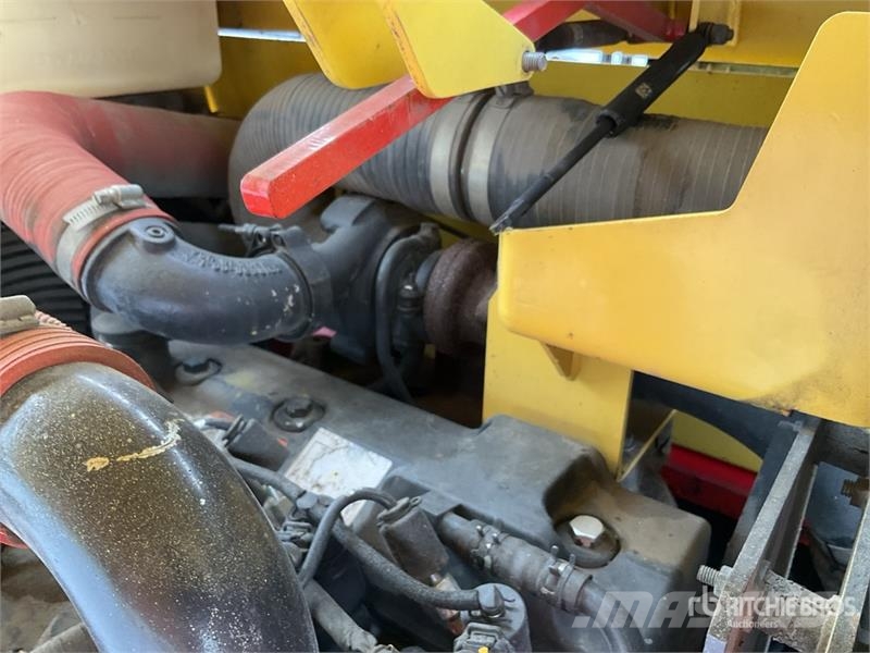 Dynapac CP142 9 Wheel Rodillo Neumatico / Pneumatic Roller مداحل ذات إطارات هوائية