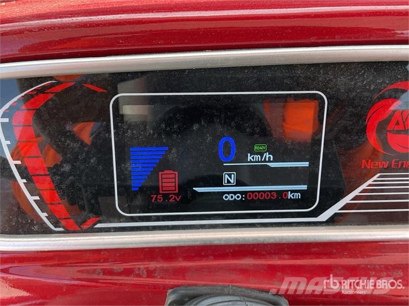  EGC08 Electric Electric Golf Cart (Unused) عربات الجولف