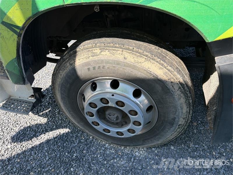 ELAM 430G CNG 6x4 Tractocamion con Dormitorio / T/ Vetopöytäautot